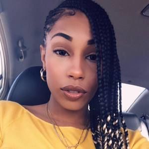 Meet your Posher, Francesca